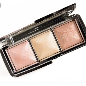 Limited edition hourglass highlight palette